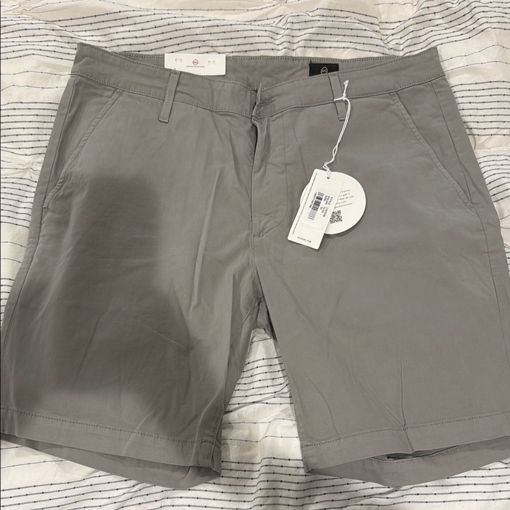 AG Adriano Goldschmied Men's grey Wanderer Flat Front Shorts